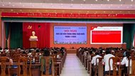 Triển lãm sách và xếp sách nghệ thuật phục vụ Hội nghị Báo cáo viên...